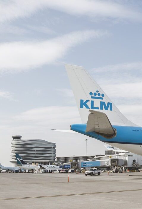 KLM op Edmonton International Airport © Edmonton International Airport